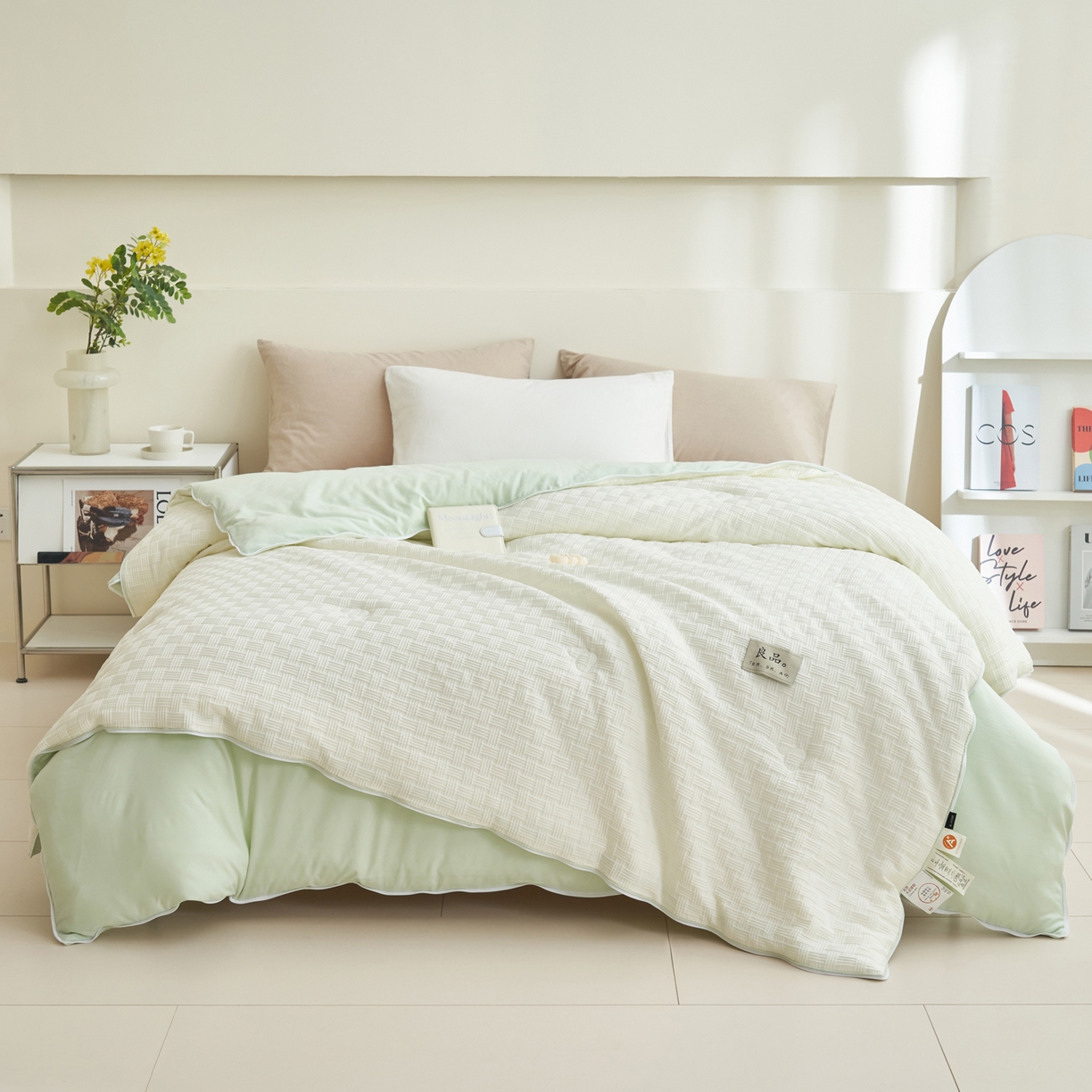 91家纺网 家纺一手货源 找家纺 子由家居 2025新款良品格大豆子母冬被被子被芯 子母被-白+绿
