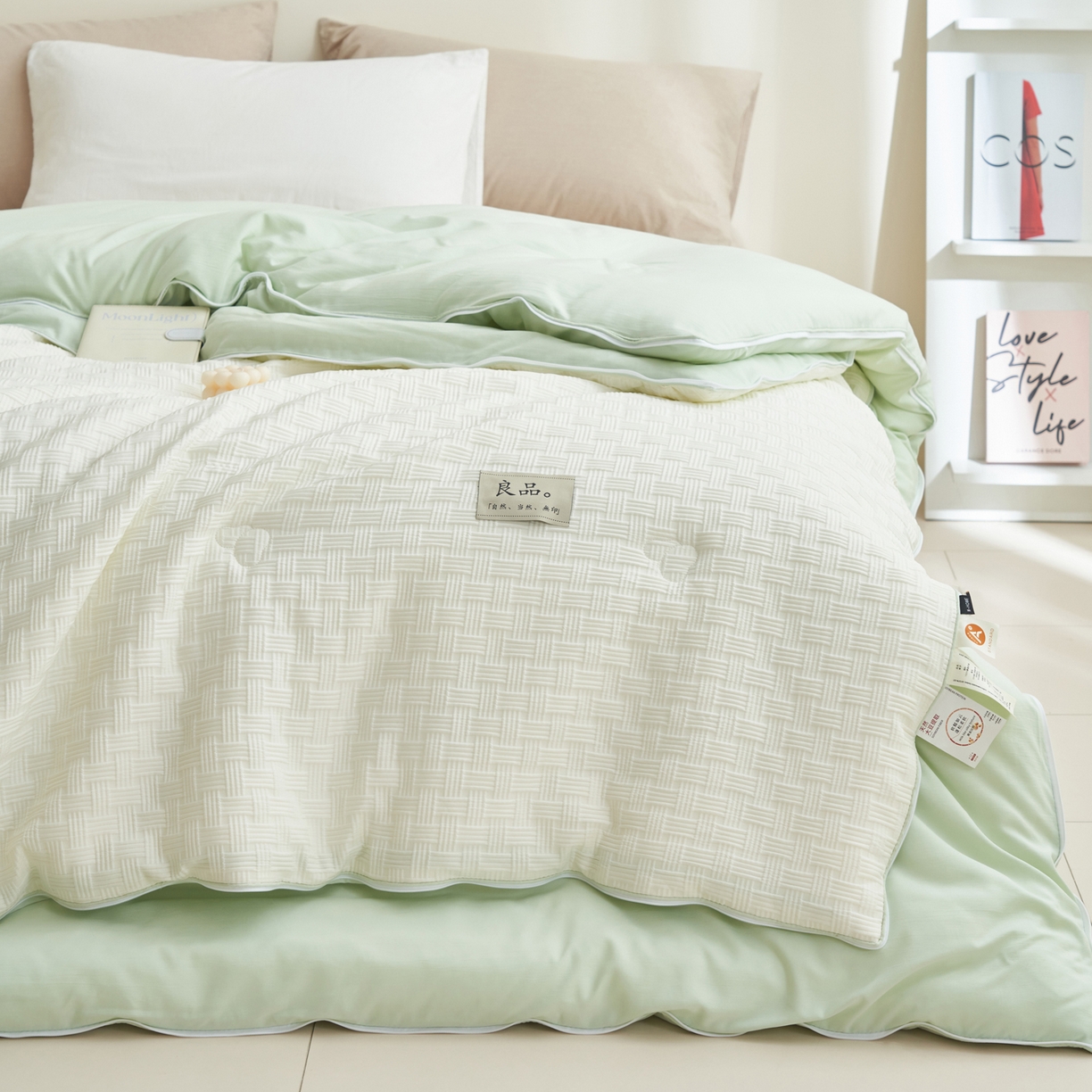 91家纺网 家纺一手货源 找家纺 子由家居 2025新款良品格大豆子母冬被被子被芯 子母被-白+绿