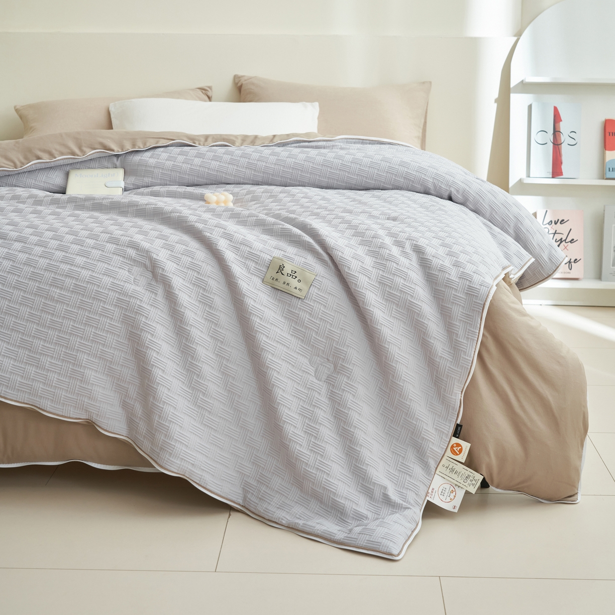 91家纺网 家纺一手货源 找家纺 子由家居 2025新款良品格大豆子母冬被被子被芯 子母被-灰+驼