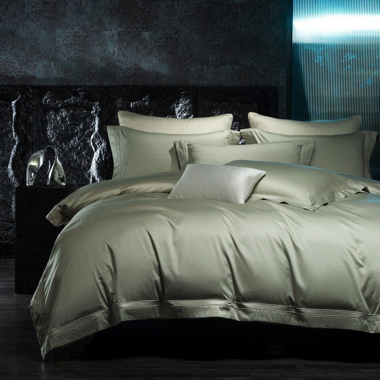 91家纺网 家纺一手货源 找家纺 馨蕊家居 2025秋冬新品100支双股高奢典藏简约全棉系列棉-凯文（会员-20） 劵后控价：不低于488/518 棉凯文-青灰