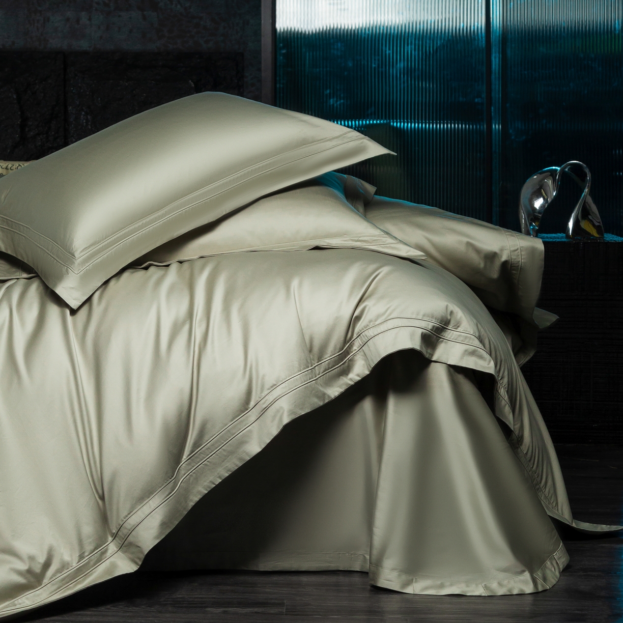 91家纺网 家纺一手货源 找家纺 馨蕊家居 2025秋冬新品100支双股高奢典藏简约全棉系列棉-凯文（会员-20） 劵后控价：不低于488/518 棉凯文-青灰