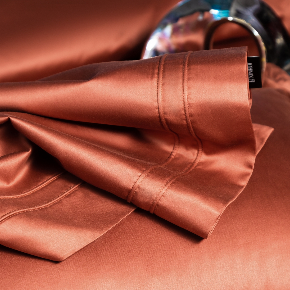 91家纺网 家纺一手货源 找家纺 馨蕊家居 2025秋冬新品100支双股高奢典藏简约全棉系列棉-凯文（会员-20） 劵后控价：不低于488/518 棉凯文-紫纱