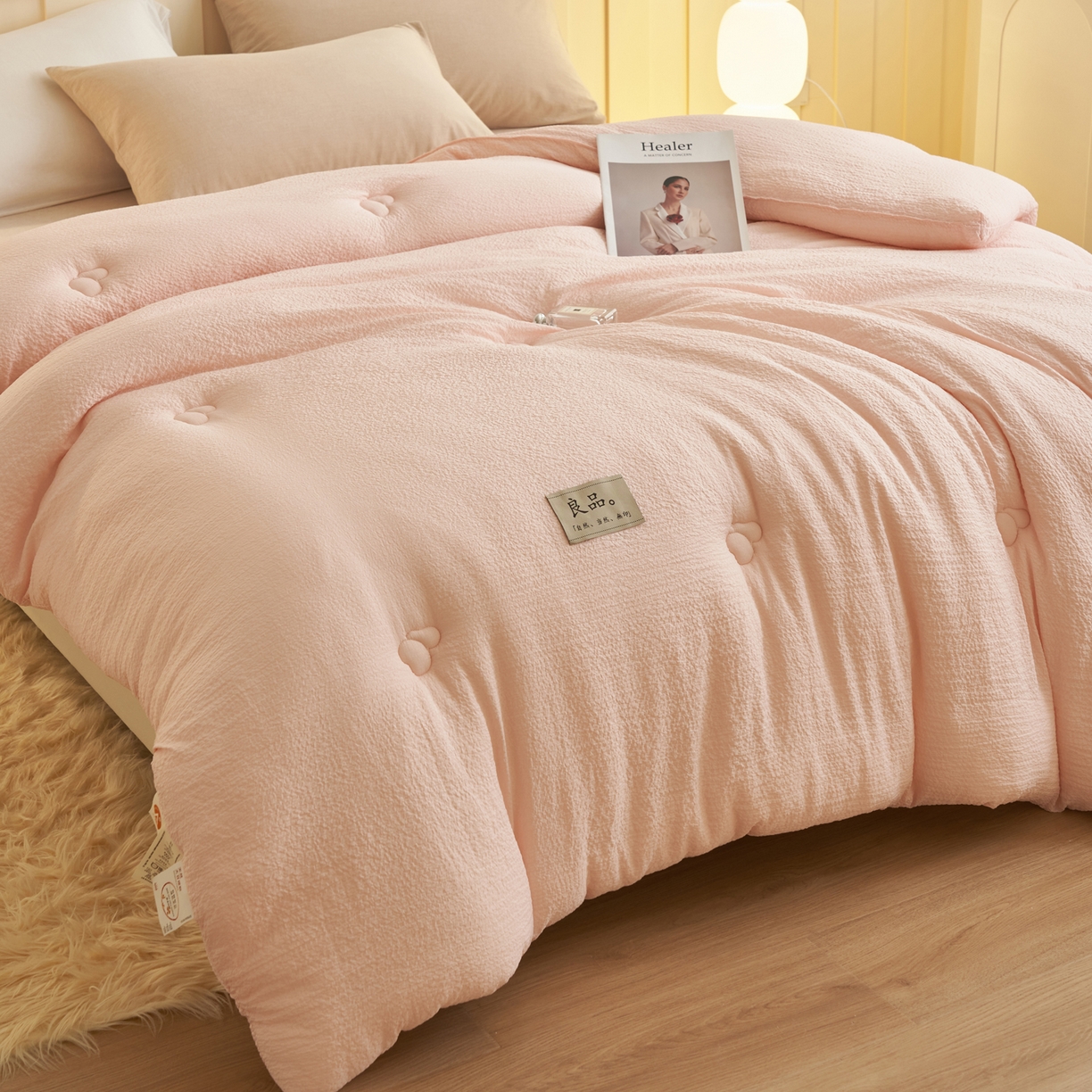 91家纺网 家纺一手货源 找家纺 子由家居 2025新款韩系皱皱格大豆纤维冬被被子被芯 邹邹格-浅粉