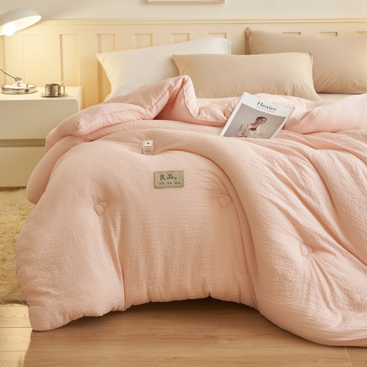 91家纺网 家纺一手货源 找家纺 子由家居 2025新款韩系皱皱格大豆纤维冬被被子被芯 邹邹格-浅粉