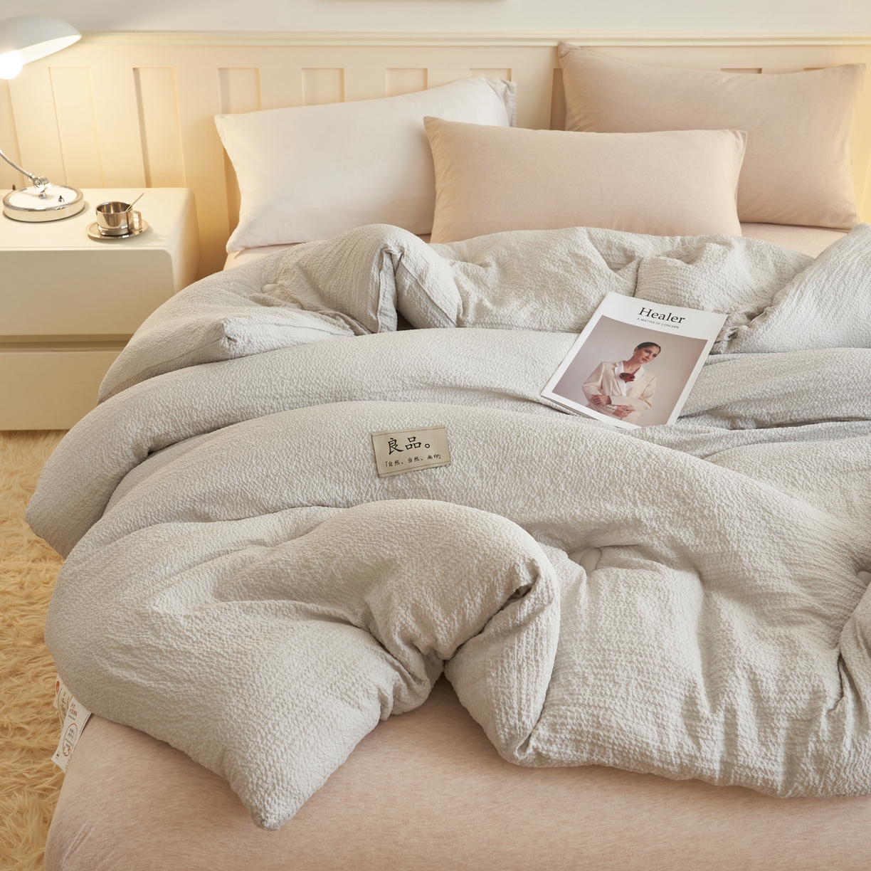91家纺网 家纺一手货源 找家纺 子由家居 2025新款韩系皱皱格大豆纤维冬被被子被芯 邹邹格-浅灰
