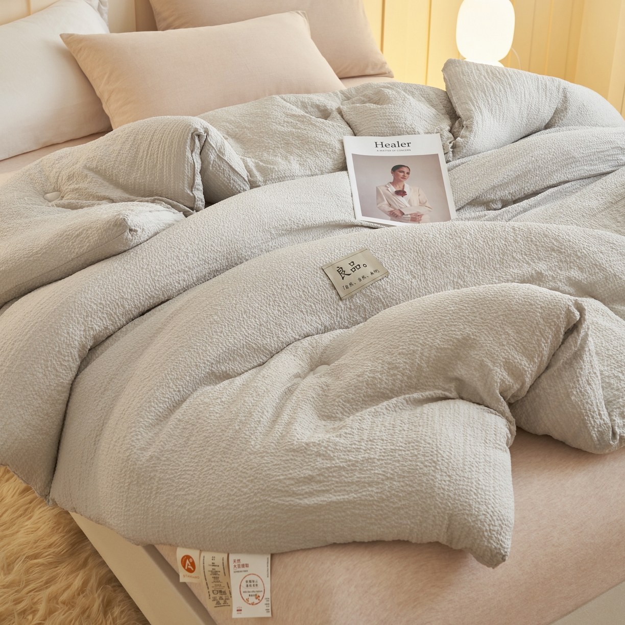 91家纺网 家纺一手货源 找家纺 子由家居 2025新款韩系皱皱格大豆纤维冬被被子被芯 邹邹格-浅灰