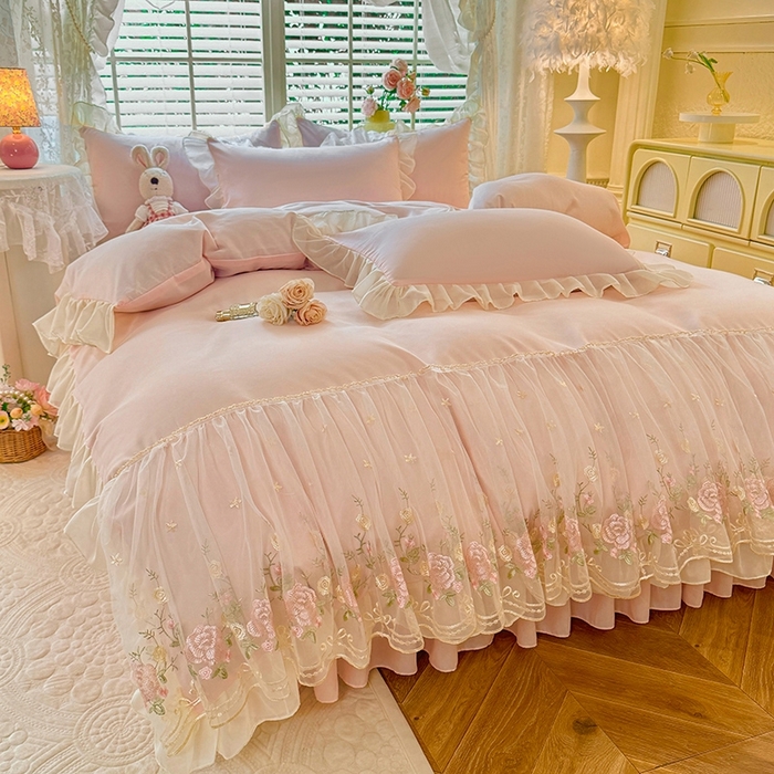 91家纺网 家纺一手货源 找家纺 （总）后庭寝室 2025新款韩版蕾丝床裙款四件套-星辰系列