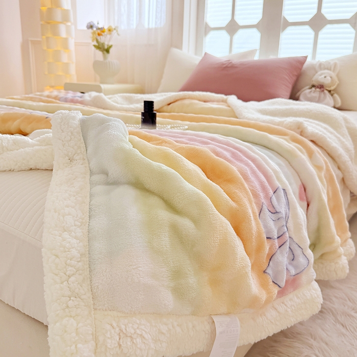 91家纺网 家纺一手货源 找家纺 网客家纺 2025新款高克重印花泡泡绒毛毯毯子 彩虹草莓