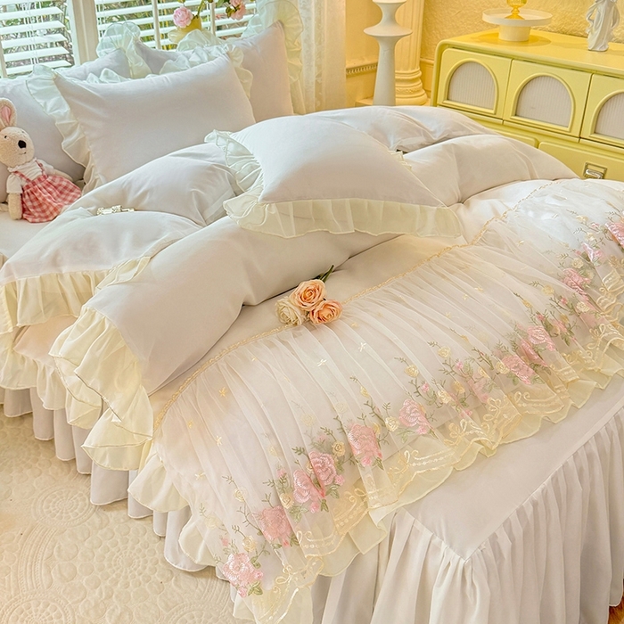 91家纺网 家纺一手货源 找家纺 （总）后庭寝室 2025新款韩版蕾丝床裙款四件套-星辰系列