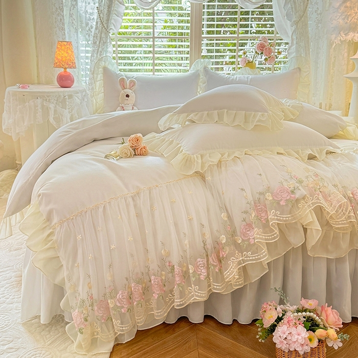 91家纺网 家纺一手货源 找家纺 后庭寝室 2025新款韩版蕾丝床裙款四件套-星辰系列 星辰-米色