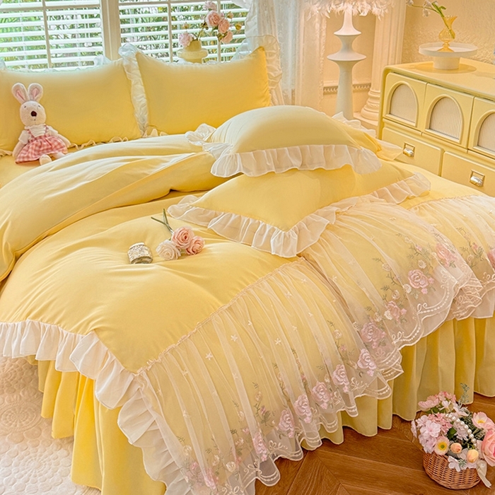 91家纺网 家纺一手货源 找家纺 后庭寝室 2025新款韩版蕾丝床裙款四件套-星辰系列 星辰-嫩黄