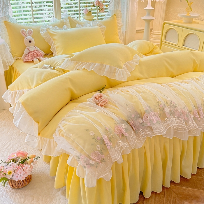 91家纺网 家纺一手货源 找家纺 后庭寝室 2025新款韩版蕾丝床裙款四件套-星辰系列 星辰-嫩黄