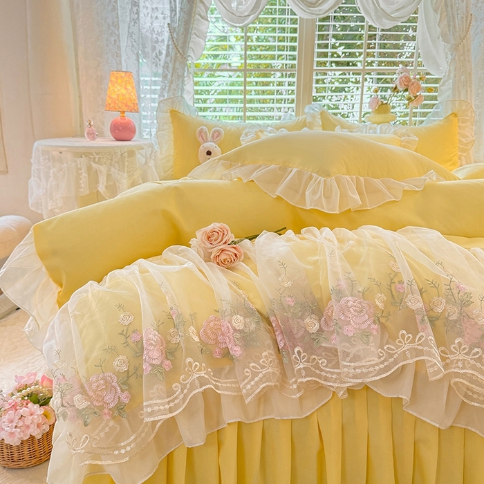 91家纺网 家纺一手货源 找家纺 后庭寝室 2025新款韩版蕾丝床裙款四件套-星辰系列 星辰-嫩黄