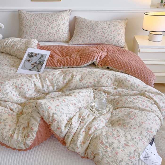 91家纺网 家纺一手货源 找家纺 （总）玛德琳 2025新款A类皱皱纱豆豆绒抗菌保暖被子被芯