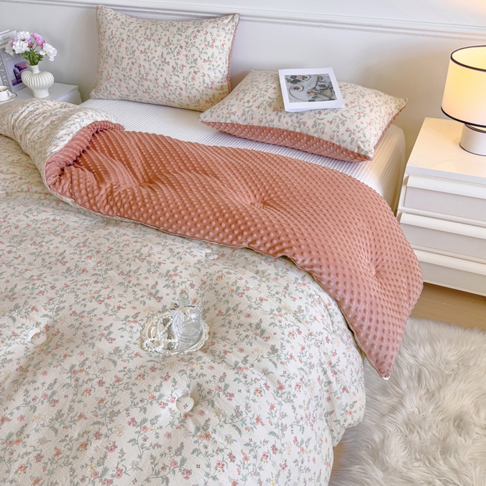 91家纺网 家纺一手货源 找家纺 （总）玛德琳 2025新款A类皱皱纱豆豆绒抗菌保暖被子被芯