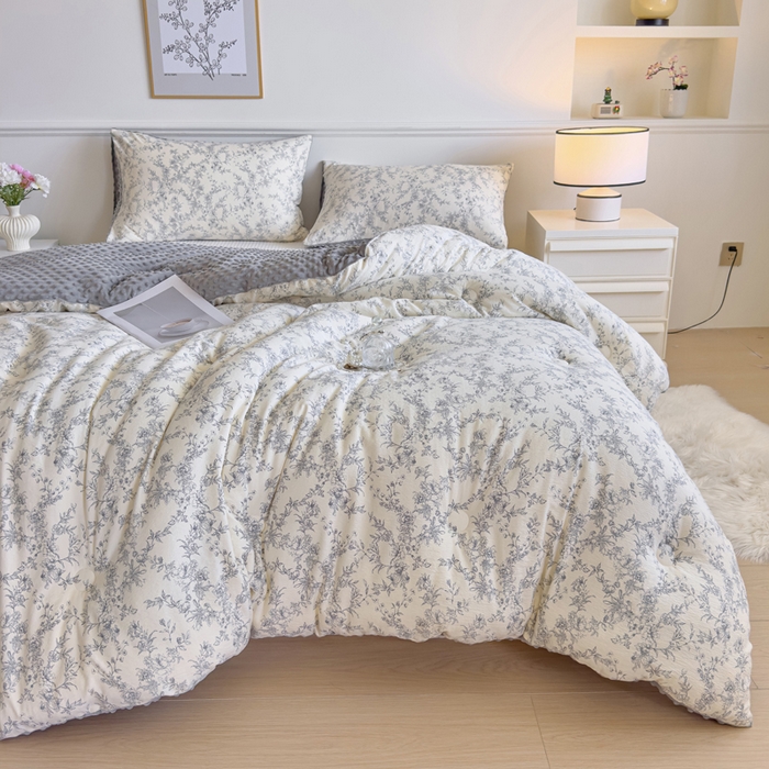 91家纺网 家纺一手货源 找家纺 玛德琳 2025新款A类皱皱纱豆豆绒抗菌保暖被子被芯 知秋