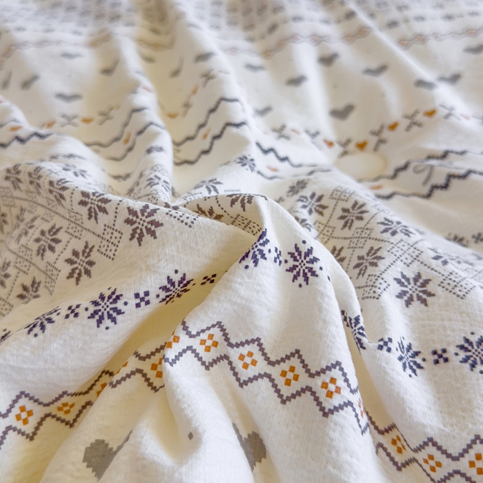 91家纺网 家纺一手货源 找家纺 玛德琳 2025新款A类皱皱纱豆豆绒抗菌保暖被子被芯 倾心