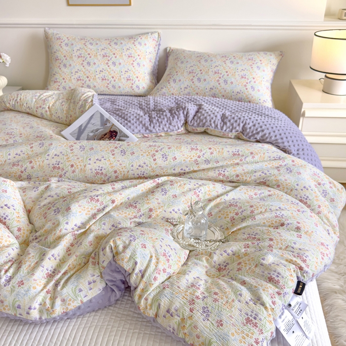 91家纺网 家纺一手货源 找家纺 玛德琳 2025新款A类皱皱纱豆豆绒抗菌保暖被子被芯 莫奈花园