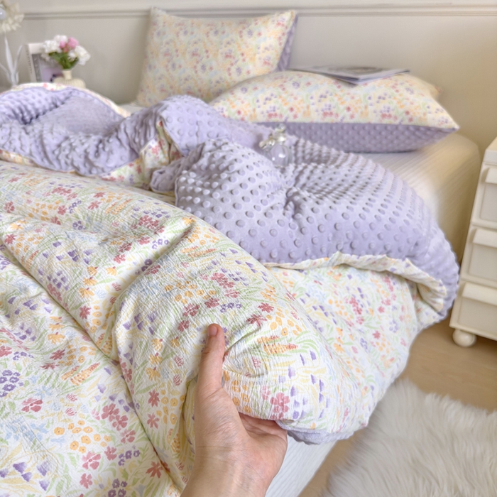 91家纺网 家纺一手货源 找家纺 玛德琳 2025新款A类皱皱纱豆豆绒抗菌保暖被子被芯 莫奈花园