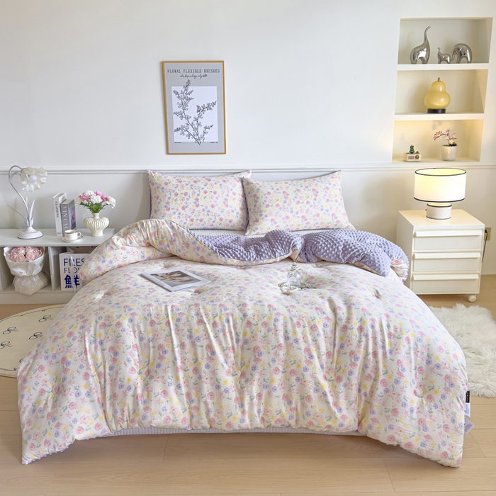 91家纺网 家纺一手货源 找家纺 玛德琳 2025新款A类皱皱纱豆豆绒抗菌保暖被子被芯 紫鸢