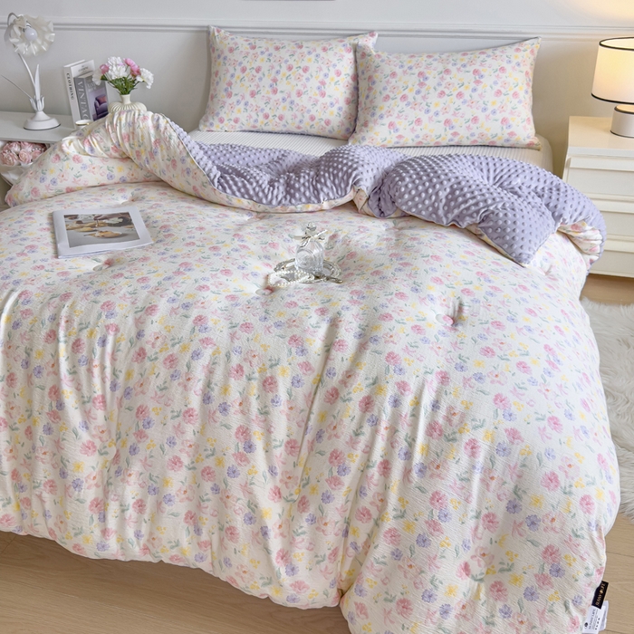 91家纺网 家纺一手货源 找家纺 玛德琳 2025新款A类皱皱纱豆豆绒抗菌保暖被子被芯 紫鸢