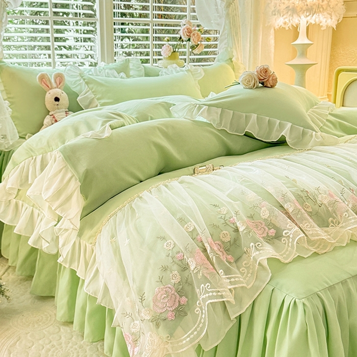 91家纺网 家纺一手货源 找家纺 后庭寝室 2025新款韩版蕾丝床裙款四件套-星辰系列 星辰-嫩绿