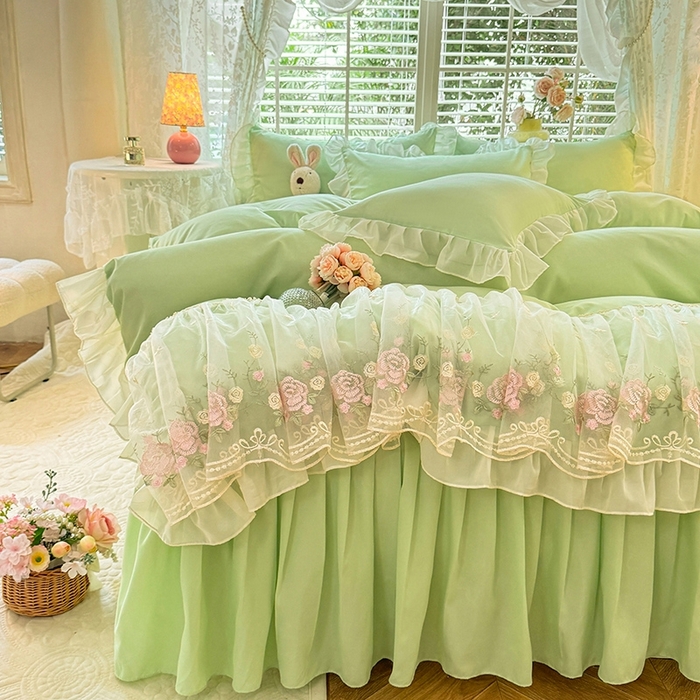 91家纺网 家纺一手货源 找家纺 后庭寝室 2025新款韩版蕾丝床裙款四件套-星辰系列 星辰-嫩绿