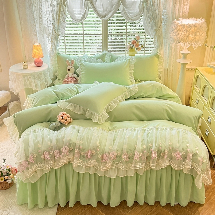 91家纺网 家纺一手货源 找家纺 后庭寝室 2025新款韩版蕾丝床裙款四件套-星辰系列 星辰-嫩绿