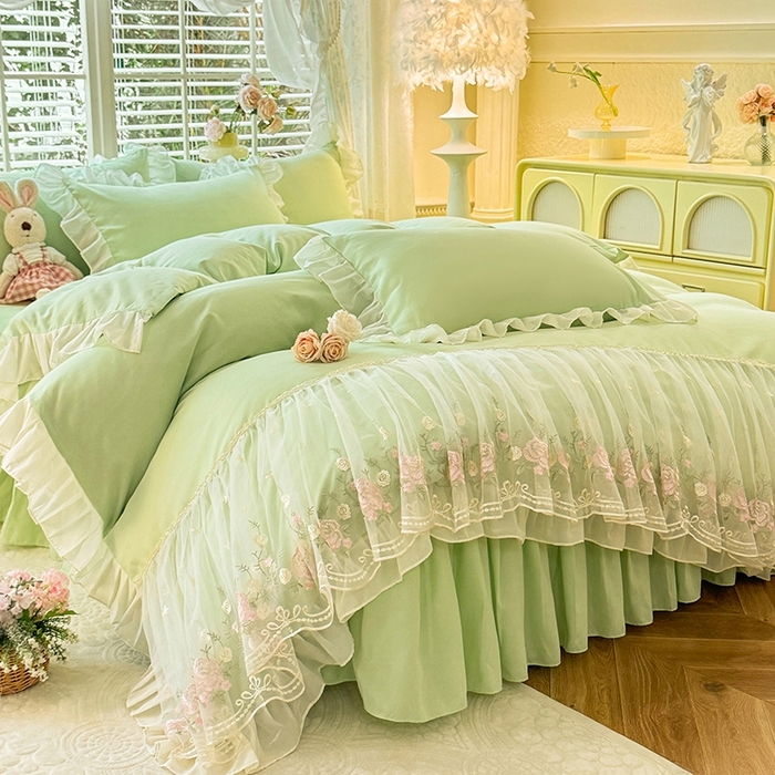 91家纺网 家纺一手货源 找家纺 后庭寝室 2025新款韩版蕾丝床裙款四件套-星辰系列 星辰-嫩绿