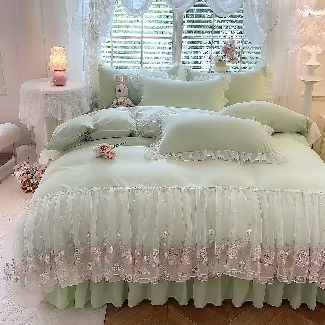 91家纺网 家纺一手货源 找家纺 后庭寝室 2025新款韩版蕾丝床裙款四件套-星辰系列 星辰-嫩绿