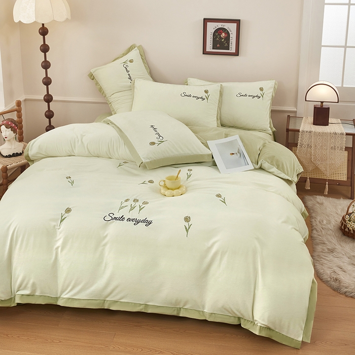 91家纺网 家纺一手货源 找家纺 苏木年华 2025新款婴儿绒高端绣花四件套-郁金香 郁金香-抹茶绿