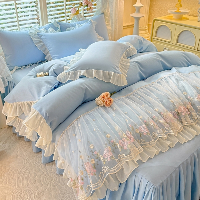 91家纺网 家纺一手货源 找家纺 后庭寝室 2025新款韩版蕾丝床裙款四件套-星辰系列 星辰-浅蓝