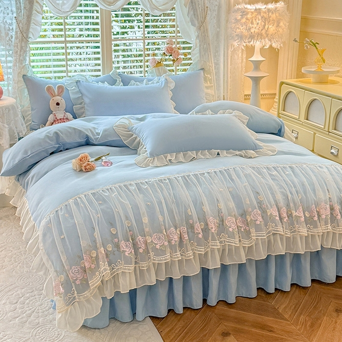 91家纺网 家纺一手货源 找家纺 后庭寝室 2025新款韩版蕾丝床裙款四件套-星辰系列 星辰-浅蓝