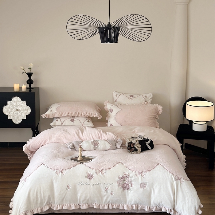 91家纺网 家纺一手货源 找家纺 （总）MIU缪家居 2025新款雕花牛奶绒四件套-南法庄园