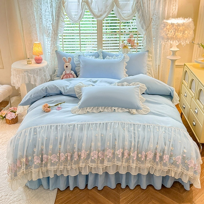 91家纺网 家纺一手货源 找家纺 后庭寝室 2025新款韩版蕾丝床裙款四件套-星辰系列 星辰-浅蓝