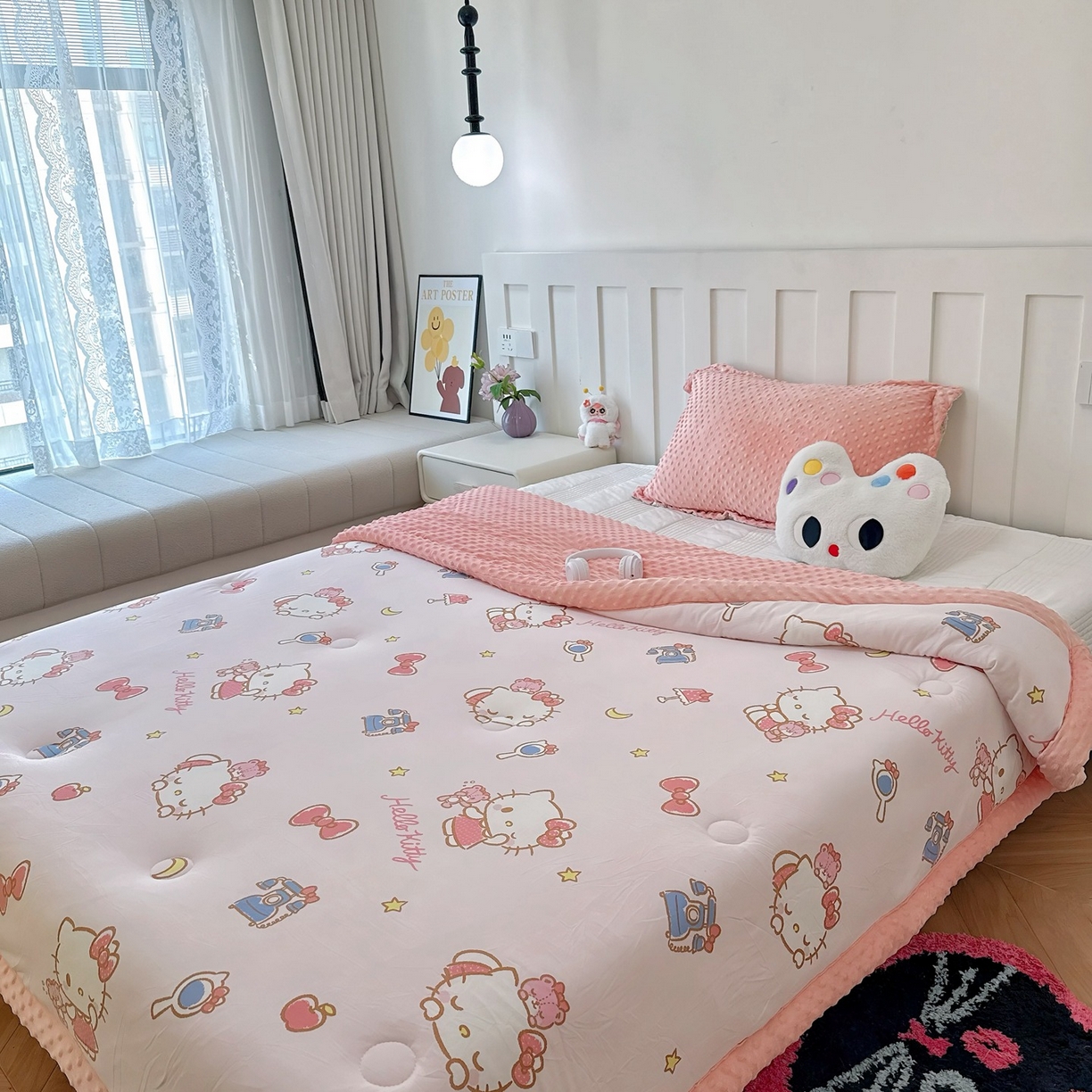 91家纺网 家纺一手货源 找家纺 兜米家居 2025新款三丽鸥针织豆豆绒被纯手工包边卡通立体豆豆绒保暖被子被芯 可爱凯蒂猫