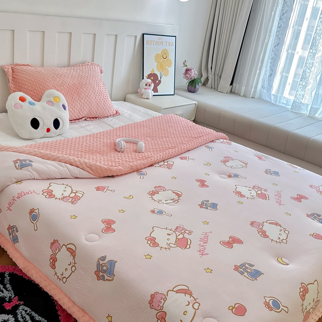 91家纺网 家纺一手货源 找家纺 兜米家居 2025新款三丽鸥针织豆豆绒被纯手工包边卡通立体豆豆绒保暖被子被芯 可爱凯蒂猫