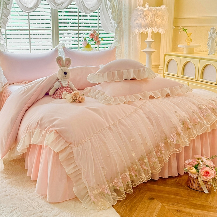 91家纺网 家纺一手货源 找家纺 后庭寝室 2025新款韩版蕾丝床裙款四件套-星辰系列 星辰-玉色