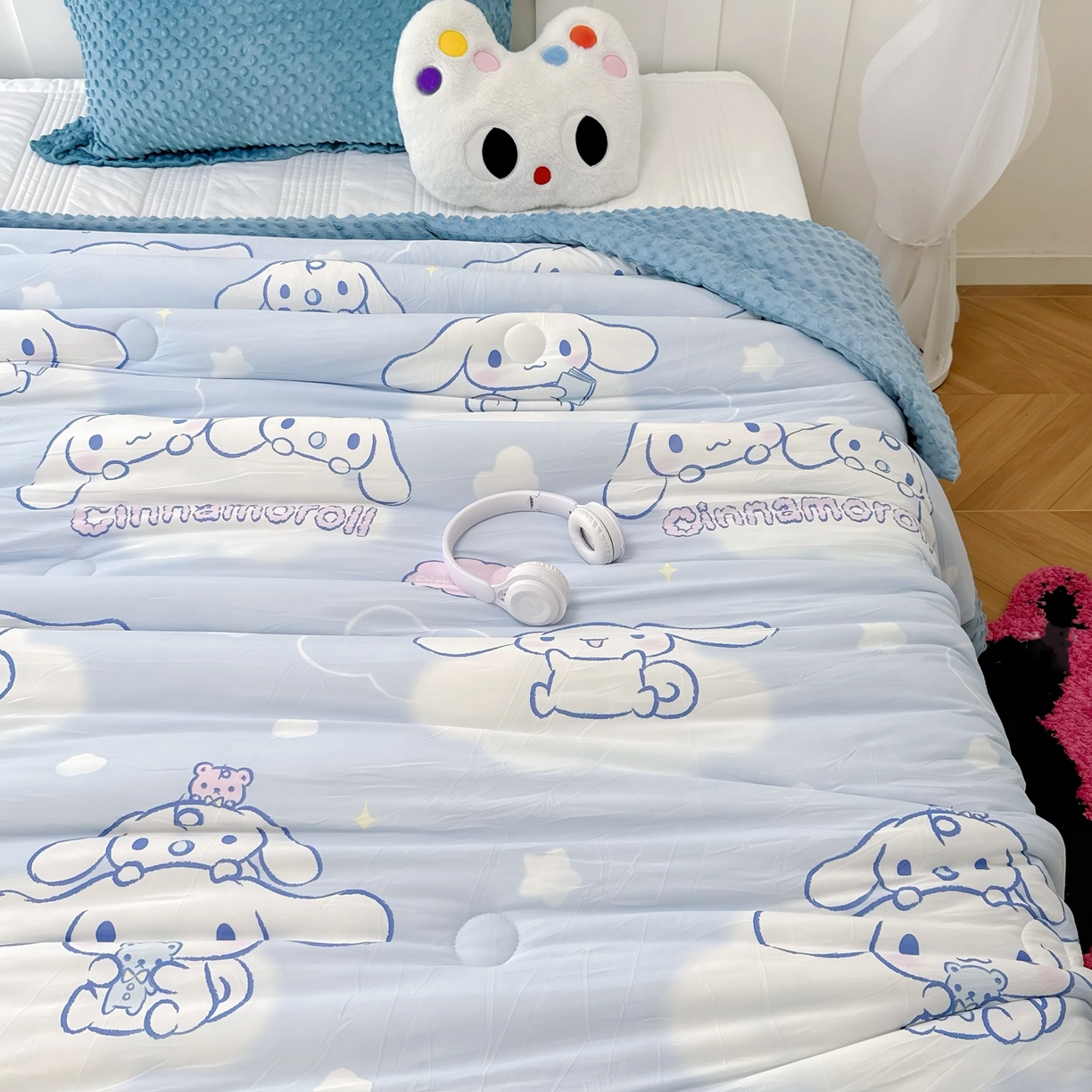 91家纺网 家纺一手货源 找家纺 兜米家居 2025新款三丽鸥针织豆豆绒被纯手工包边卡通立体豆豆绒保暖被子被芯 云朵玉桂狗