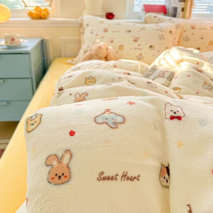 91家纺网 家纺一手货源 找家纺 卡普二店 2024新款牛奶绒印花单被套童趣时光