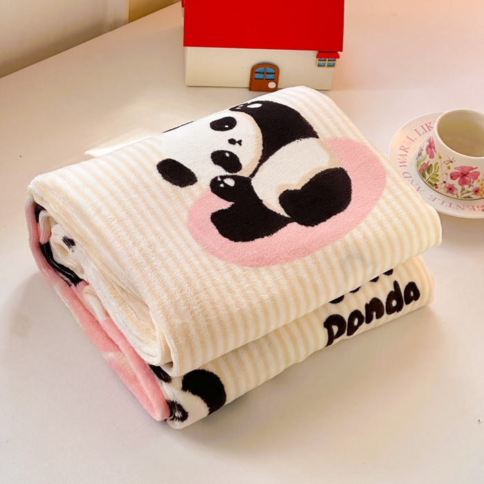 91家纺网 家纺一手货源 找家纺 卡普二店 2024新款牛奶绒印花单床单粉熊猫