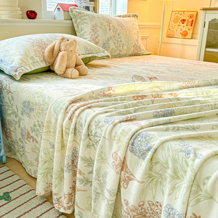 91家纺网 家纺一手货源 找家纺 卡普二店 2024新款牛奶绒印花单床单幽兰花谷