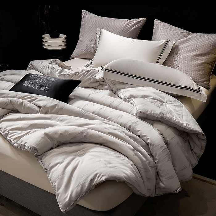 91家纺网 家纺一手货源 找家纺 2025新款全棉高支高密贡缎汉帛色织大提花冬被被子被芯 晨晓