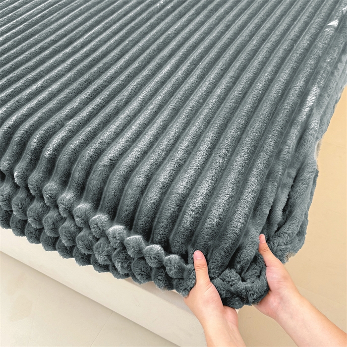 91家纺网 家纺一手货源 找家纺 柏薇 2025新款A类300g兔毛抽条床笠 深灰-床笠