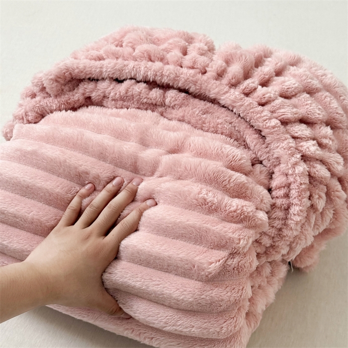 91家纺网 家纺一手货源 找家纺 柏薇 2025新款A类300g兔毛抽条床笠 粉色-床笠