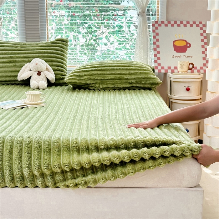 91家纺网 家纺一手货源 找家纺 柏薇 2025新款A类300g兔毛抽条床笠 抹茶绿-床笠