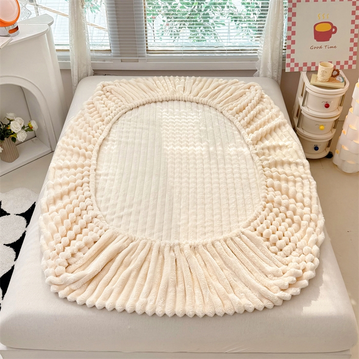 91家纺网 家纺一手货源 找家纺 柏薇 2025新款A类300g兔毛抽条床笠 奶白-床笠