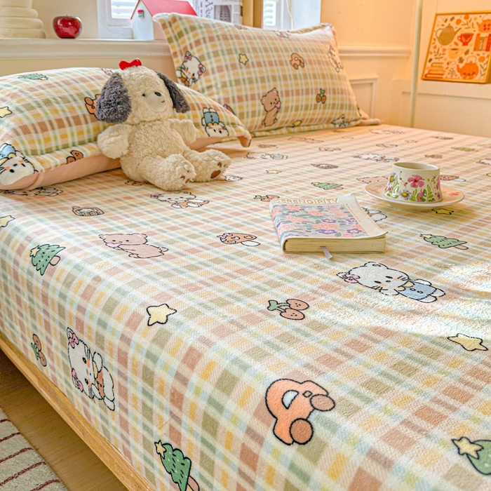 91家纺网 家纺一手货源 找家纺 卡普二店 2024新款牛奶绒印花单床笠凯蒂乐园