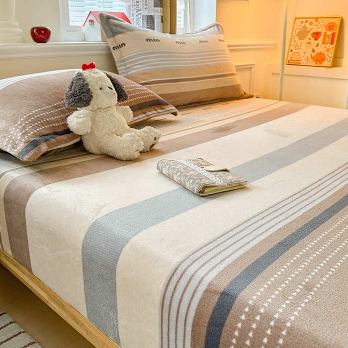 91家纺网 家纺一手货源 找家纺 卡普二店 2024新款牛奶绒印花单床笠米兰风尚