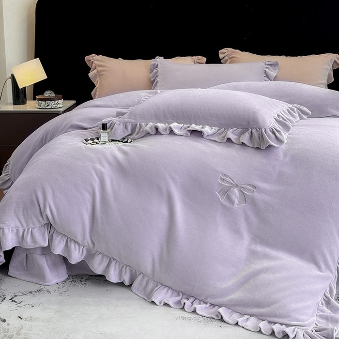 91家纺网 家纺一手货源 找家纺 席之家 2025新款蝴蝶结绣花牛奶绒四件套蝴蝶结-丁香紫